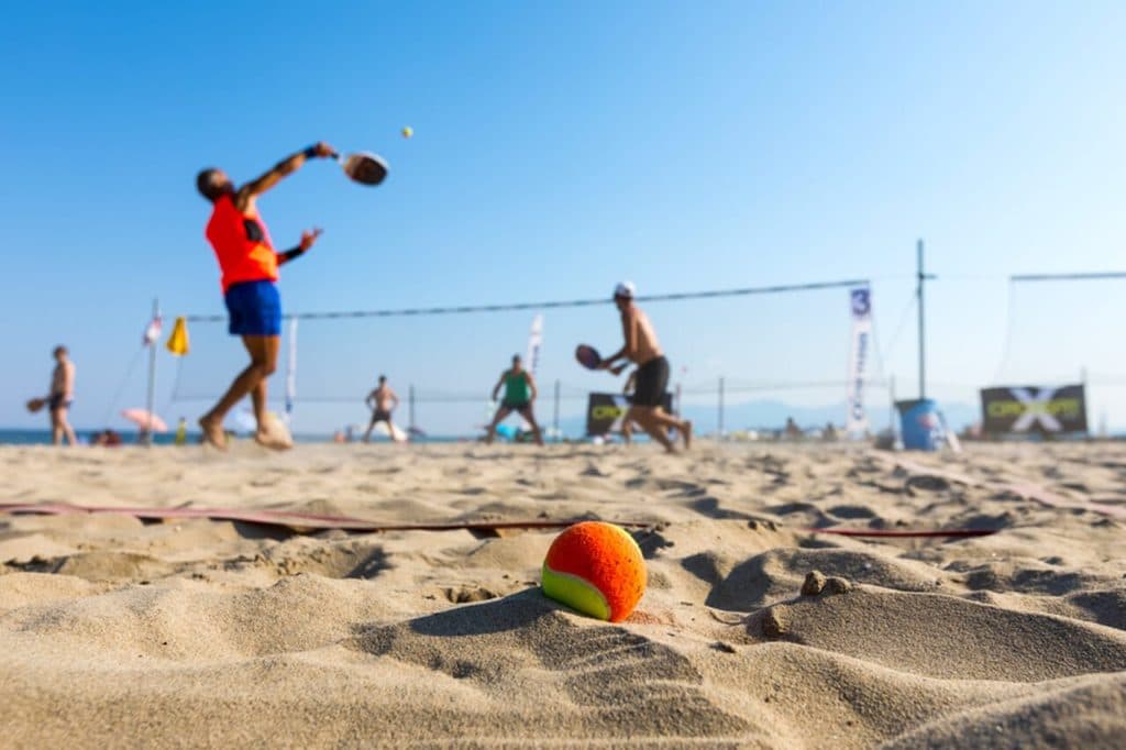 Beach tennis: o esporte do momento!